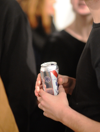 Illustration for article titled Look at these Montreal hipsters, all drinking PBR